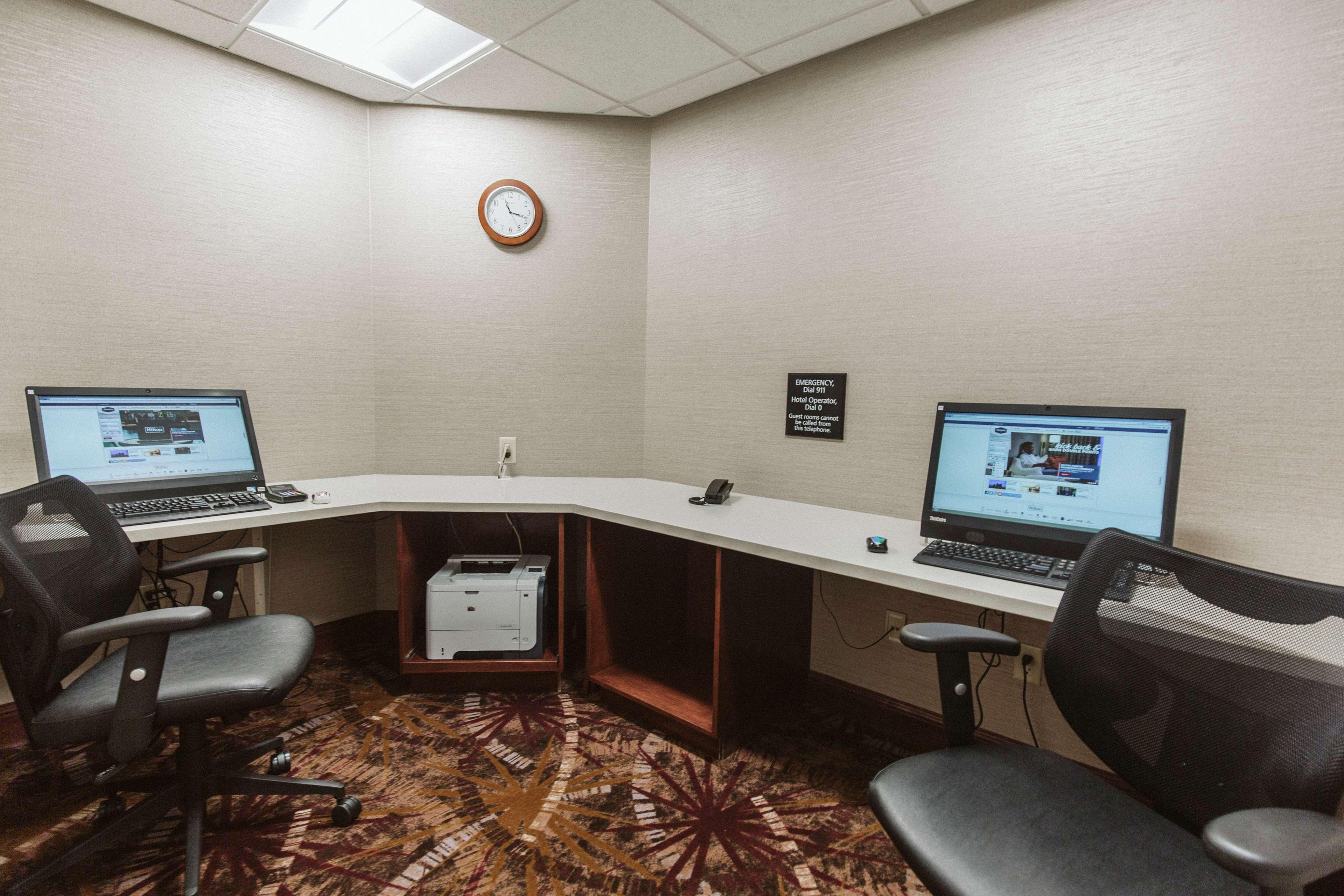 Hampton Inn Bismarck  Kültér fotó