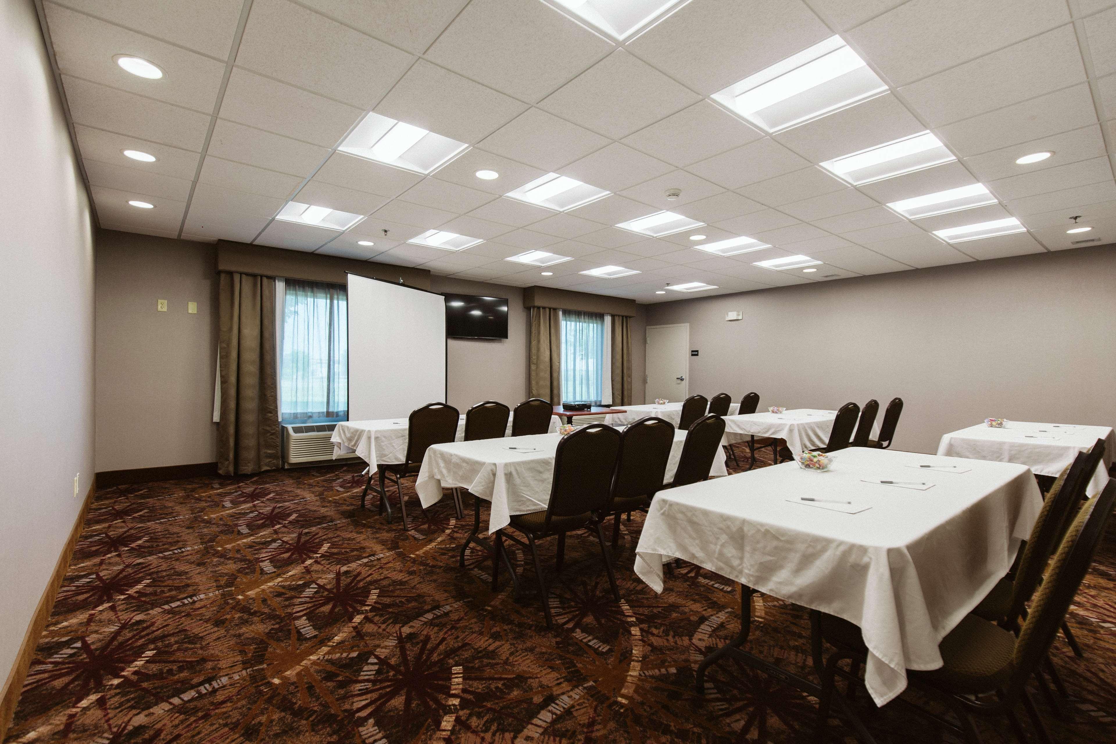 Hampton Inn Bismarck  Kültér fotó