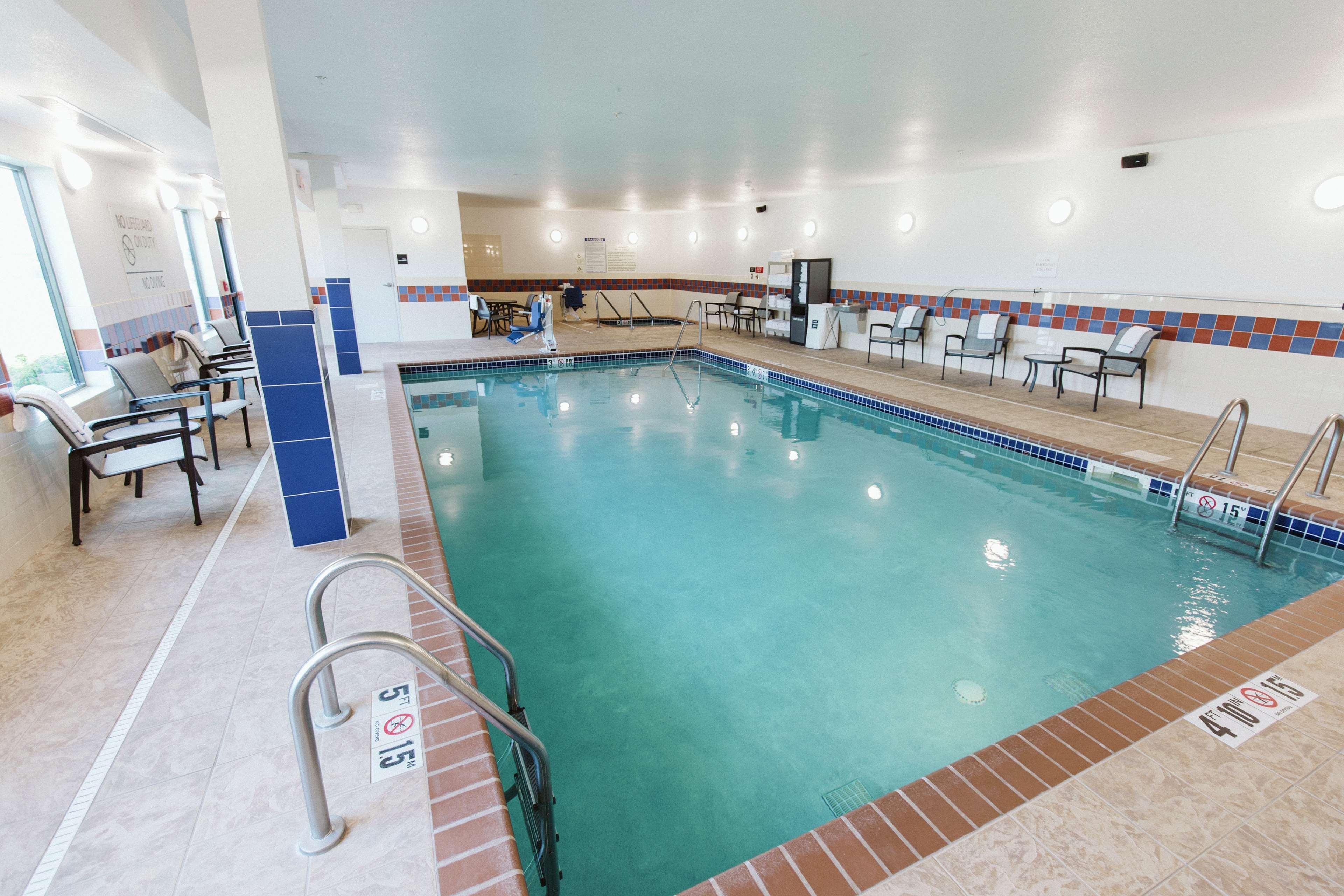 Hampton Inn Bismarck  Kültér fotó