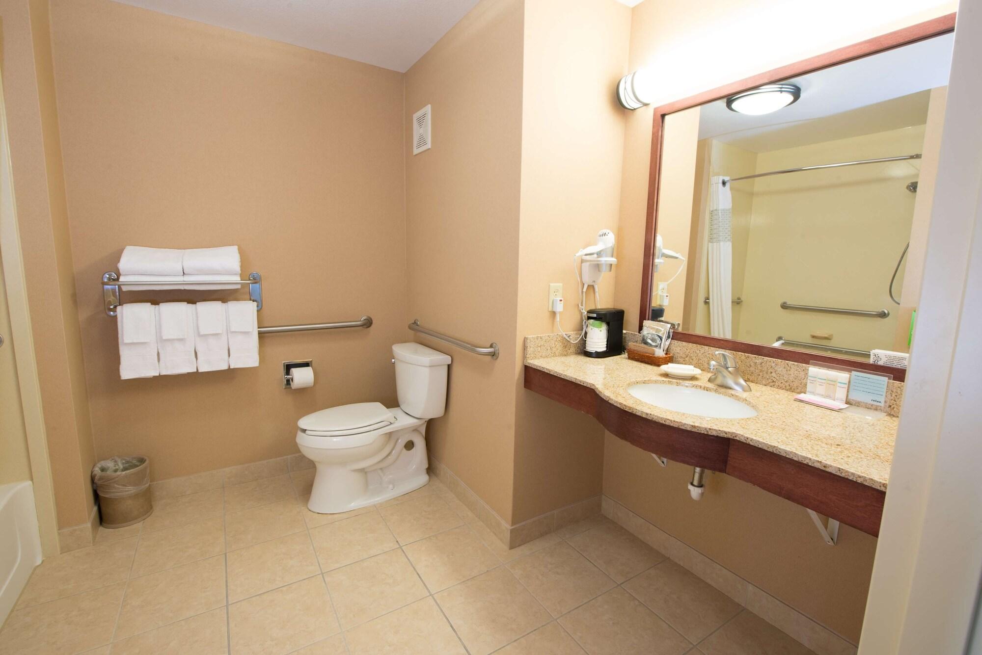 Hampton Inn Bismarck  Kültér fotó