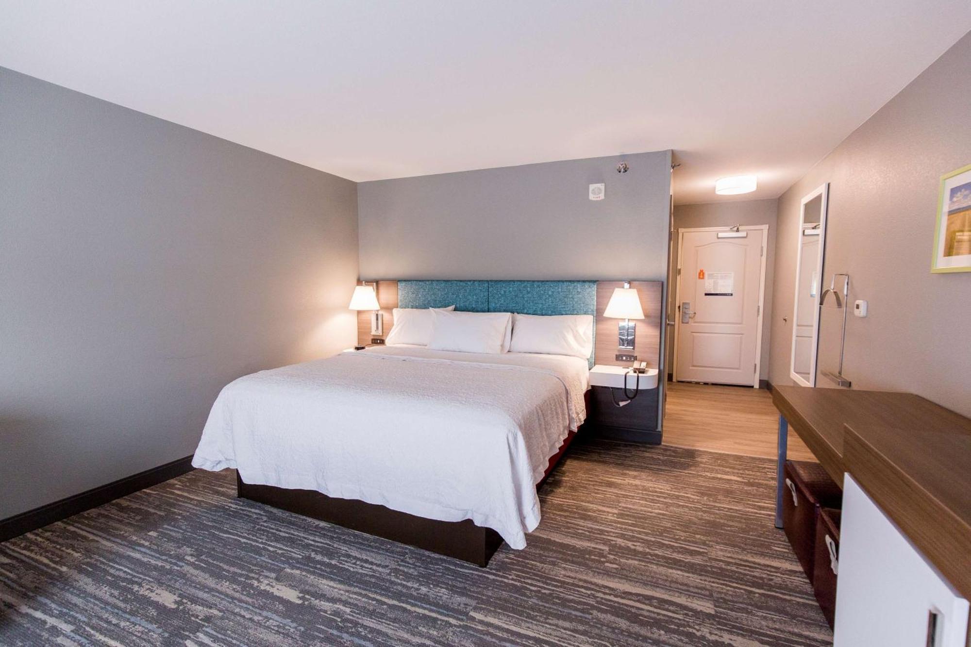 Hampton Inn Bismarck  Kültér fotó